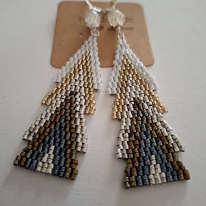 Karácsonyi fülbevaló - fenyőfa / Peyote fülbevaló sterling ezüst akasztóval, jade gyönggyel - ékszer - fülbevaló - lógó fülbevaló - Meska.hu