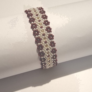 Virág mintás karkötő, Ékszer, Karkötő, Gyöngyös karkötő, Ékszerkészítés, Gyöngyfűzés, gyöngyhímzés, MESKA