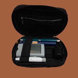 Vércukormérő cukormérő diab diabetes és pen tartó tok vízlepergető anyagból - szépségápolás - egészségmegőrzési kellékek - vércukormérő tok, táska - Meska.hu