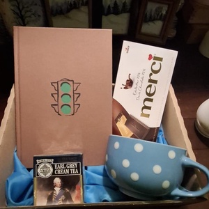 Férfi könyves, kuckózós, nasis, sörös, teás, csokis ajándékdoboz - otthon & életmód - papír, írószer - ajándékozás kellékei - ajándékzsák, csomagolás - Meska.hu