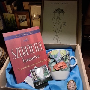 Olvass, kuckózz be, teázós, bögrés, könyves ajándékdoboz - otthon & életmód - papír, írószer - ajándékozás kellékei - ajándékzsák, csomagolás - Meska.hu
