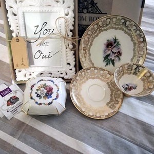 Gyönyörű szép porcelán teázós, kávézós előkelő vintage hölgy ajándékdoboz, Otthon & Életmód, Papír, írószer, Ajándékozás kellékei, Ajándékzsák, csomagolás, Fotó, grafika, rajz, illusztráció, MESKA