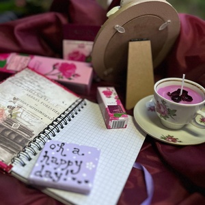 Ajándékdoboz, giftbox, Otthon & Életmód, Papír, írószer, Ajándékozás kellékei, Ajándékzsák, csomagolás, Fotó, grafika, rajz, illusztráció, MESKA