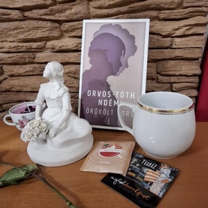 Könyves, porcelános ajándékdoboz, giftbox, Otthon & Életmód, Papír, írószer, Ajándékozás kellékei, Ajándékzsák, csomagolás, Fotó, grafika, rajz, illusztráció, MESKA