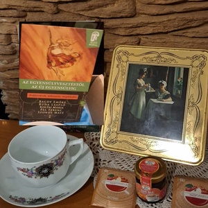  Antik porcelános, teázós, könyves ajándékdoboz - Meska.hu