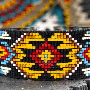 Tawa  A Nap Szelleme - ékszer - karkötő - gyöngyös karkötő - Meska.hu