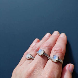 Sri Lankai holdkő gyűrű  - ékszer - gyűrű - szoliter gyűrű - Meska.hu