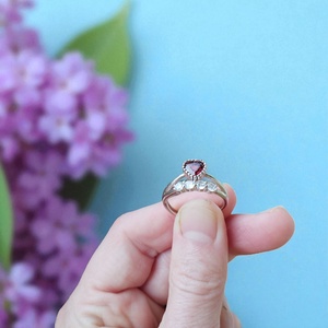 Gránát gyűrű szív formában  - Meska.hu