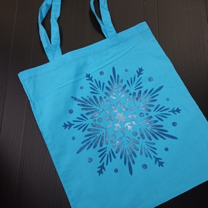 Snowflake hosszúfülű vászontáska, Karácsony, Karácsonyi ajándékozás, Karácsonyi ajándékcsomagolás, Festett tárgyak, MESKA