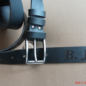 Valódi bőr öv  B.J. monogrammal, Ruha & Divat, Öv & Övcsat, Öv, Bőrművesség, MESKA