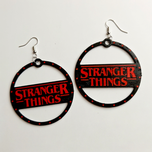 Stranger Things Karika Fülbevaló Netflix Sorozatból Egyedi Tervezésű - Meska.hu