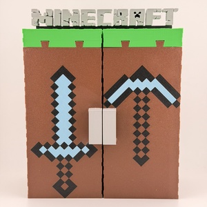 Minecraft Kinder Joy Figura Játék Tartó Állvány Díszlettel - otthon & életmód - dekoráció - fali és függő dekoráció - fali kulcstartó - Meska.hu