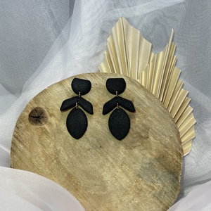 Fekete alkalmi fülbevaló - Meska.hu