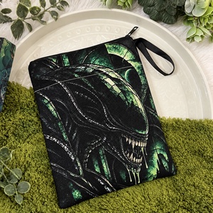 Smaragdzöld rémálom � Xenomorph könyvtok ALIEN - Meska.hu
