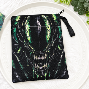 A sötétség fogai Xenomorph könyvtok ALIEN - Meska.hu