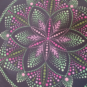 Fekete alapon zöld és rózsaszín színű mandala - otthon & életmód - dekoráció - spiritualitás - mandala - Meska.hu