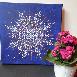 Kék alapon barna, fehér, világoskék színű mandala - Meska.hu