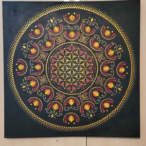Fekete alapon arany, piros, sárga és narancs színű mandala, Otthon & Életmód, Dekoráció, Spiritualitás, Mandala, Festett tárgyak, MESKA