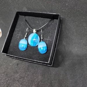 Kék mintás fusing üvegékszer szett - ékszer - ékszerszett - Meska.hu Kék mintás fusing üvegékszer szett - ékszer - ékszerszett - Meska.hu