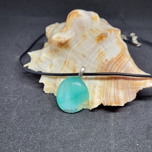 Türkiz üveg medál, zsinór nyaklánccal - ékszer - nyaklánc - medálos nyaklánc - Meska.hu Türkiz üveg medál, zsinór nyaklánccal - ékszer - nyaklánc - medálos nyaklánc - Meska.hu