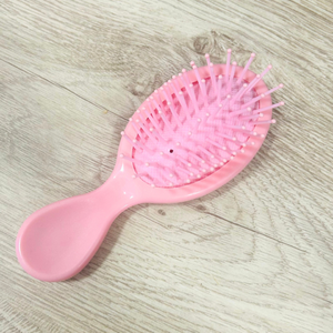 Gyerek hajkefe egyedi névvel és ovis jellel - ruha & divat - hajdísz & hajcsat - hajdísz - Meska.hu