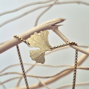 Ginkgo biloba karkötő - ékszer - karkötő - karperec - Meska.hu