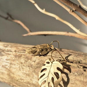 Monstera Vibes. Egzotikus sárgaréz fülbevaló - ékszer - fülbevaló - lógó fülbevaló - Meska.hu