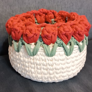 Tulipános horgolt kosár  - Meska.hu