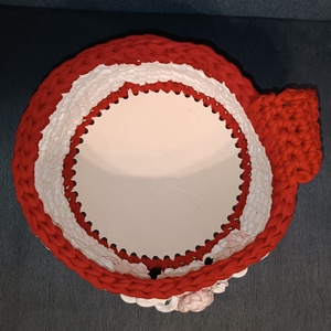 Mikulás mintájú horgolt kosár  - otthon & életmód - tárolás & rendszerezés - tárolókosár - Meska.hu