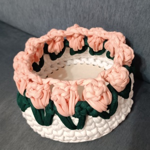 Tulipános horgolt kosár  - Meska.hu