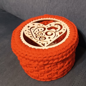 Horgolt fedeles kosár nőmapra vagy anyák napjára  - Meska.hu