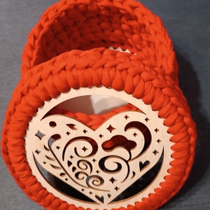 Horgolt fedeles kosár nőmapra vagy anyák napjára  - otthon & életmód - tárolás & rendszerezés - tárolókosár - Meska.hu