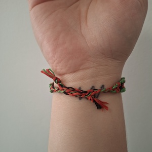 Eper mintás karkötő - ékszer - karkötő - fonott karkötő - Meska.hu