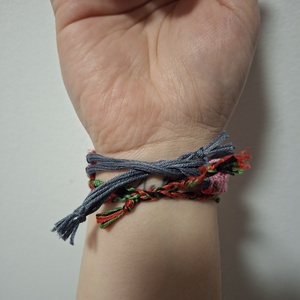 Epres karkötőpár - ékszer - karkötő - fonott karkötő - Meska.hu