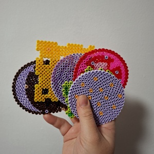 Poháralátét lila hamburger , Otthon & Életmód, Konyhafelszerelés, tálalás, Tálalás, Tányér- és poháralátét, Újrahasznosított alapanyagból készült termékek, MESKA