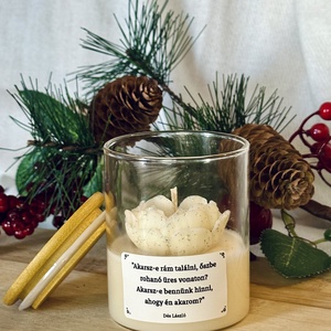 Szívgyertya  a szeretet lángja(fehér/piros) - karácsony - karácsonyi lakásdekoráció - karácsonyi illatgyertya, mécses - Meska.hu