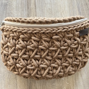 Horgolt jázmin mintás övtáska/crossbody - táska & tok - övtáska - Meska.hu