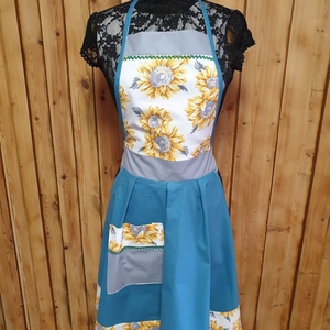 Napraforgós loknis kötény - Meska.hu