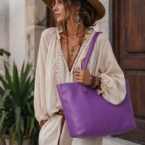 Lila valódi borjúbőr shopper táska � Elegáns női bőrtáska szegecselt pánttal - Meska.hu