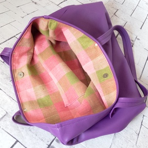 Lila valódi borjúbőr shopper táska � Elegáns női bőrtáska szegecselt pánttal - táska & tok - kézitáska & válltáska - nagy pakolós táska - Meska.hu