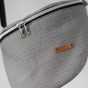 Pepita mintás testtáska - táska & tok - variálható táska - Meska.hu