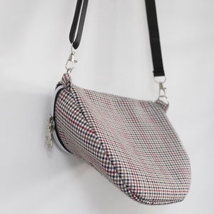 Őszi hangulatú, kocka mintás testtáska - táska & tok - variálható táska - Meska.hu