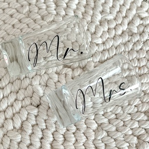 Mr and Mrs. feles pohár szett esküvőre - esküvő - kiegészítők - nyakkendő - Meska.hu
