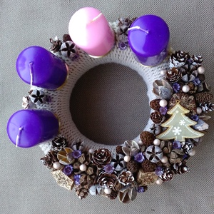 Adventi koszorú, lila-rózsaszín gyertyával -  - Meska.hu