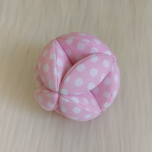 Pöttyös babalabda (12 cm átmérőjű) , Játék & Sport, 3 éves kor alattiaknak, Babalabda, Varrás, MESKA