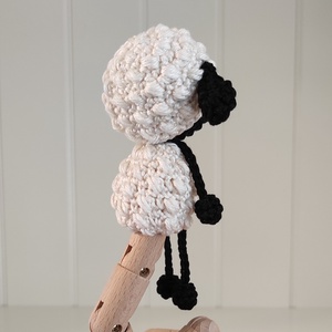 Késztermék! Amigurumi ujjbáb - Fekete bárány - játék & sport - bábok - ujjbáb - Meska.hu