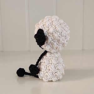 Késztermék! Amigurumi ujjbáb - Fekete bárány - játék & sport - bábok - ujjbáb - Meska.hu