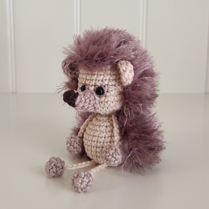 KÉSZLETEN!  Késztermék! Amigurumi ujjbáb - Guszti a kis süni, Játék & Sport, Bábok, Ujjbáb, Horgolás, MESKA