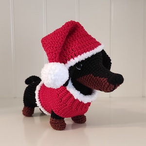 KÉSZLETEN!  Tacsi pulcsiban és sapkában... - játék & sport - plüssállat & játékfigura - kutya - Meska.hu KÉSZLETEN!  Tacsi pulcsiban és sapkában... - játék & sport - plüssállat & játékfigura - kutya - Meska.hu