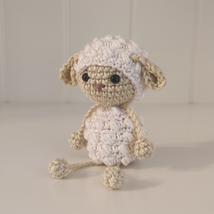 KÉSZLETEN!  Késztermék! Amigurumi ujjbáb - Pille a bárány - játék & sport - bábok - ujjbáb - Meska.hu